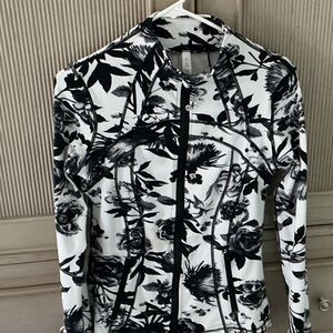 lululemon athletica Black & White Floral Zip define jacket